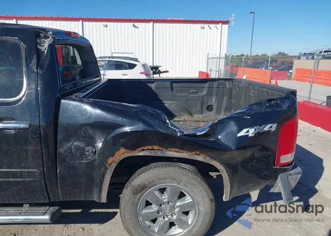 2011 GMC Sierra 1500 Sle z USA, uszkodzony, nr VIN 3GTP2VE36BG209850